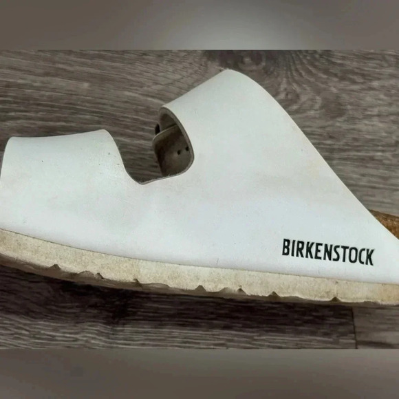 White Birkenstock Size 40 Women's Arizona Footbed Sandal - Picture 7 of 11